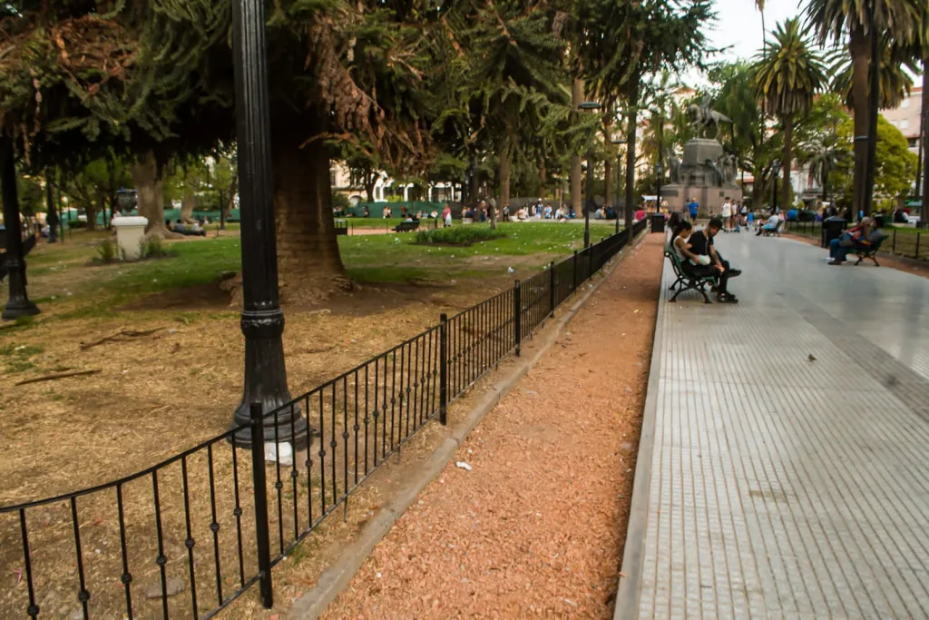 Plazas 01