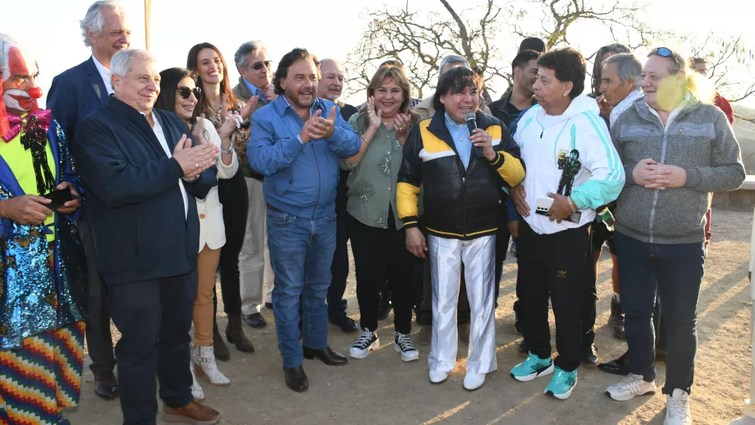 Homenaje Ricky Maravilla 02