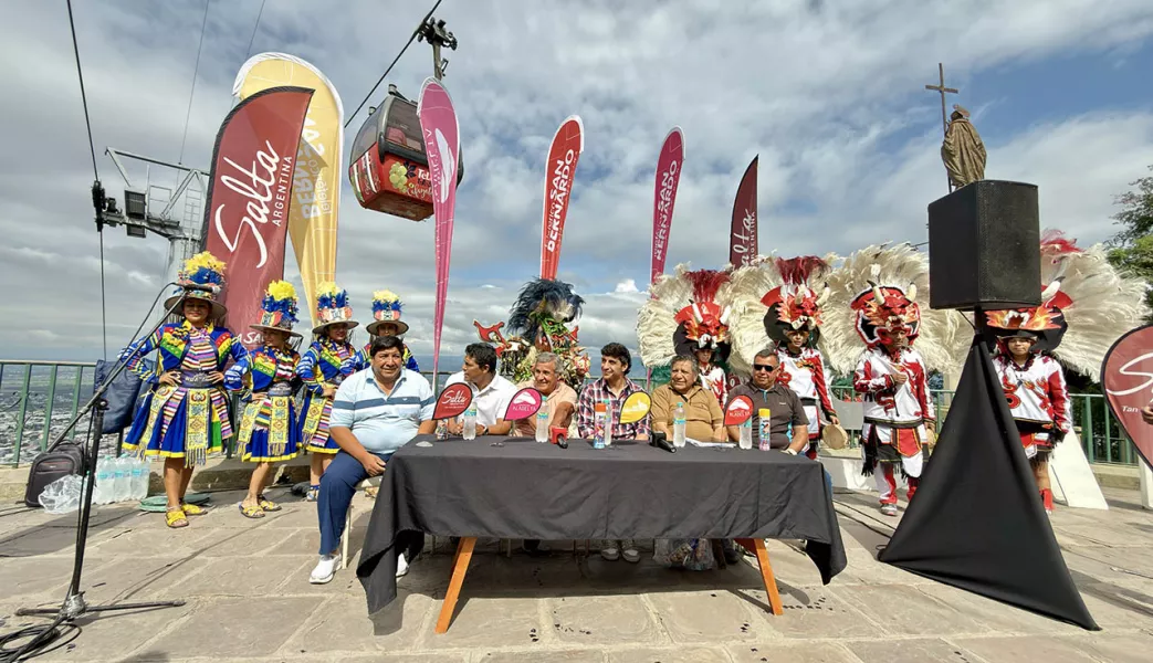 Desentierro del Carnaval 01