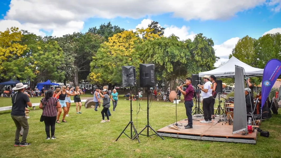 Carnaval Mercado Artesanal 03