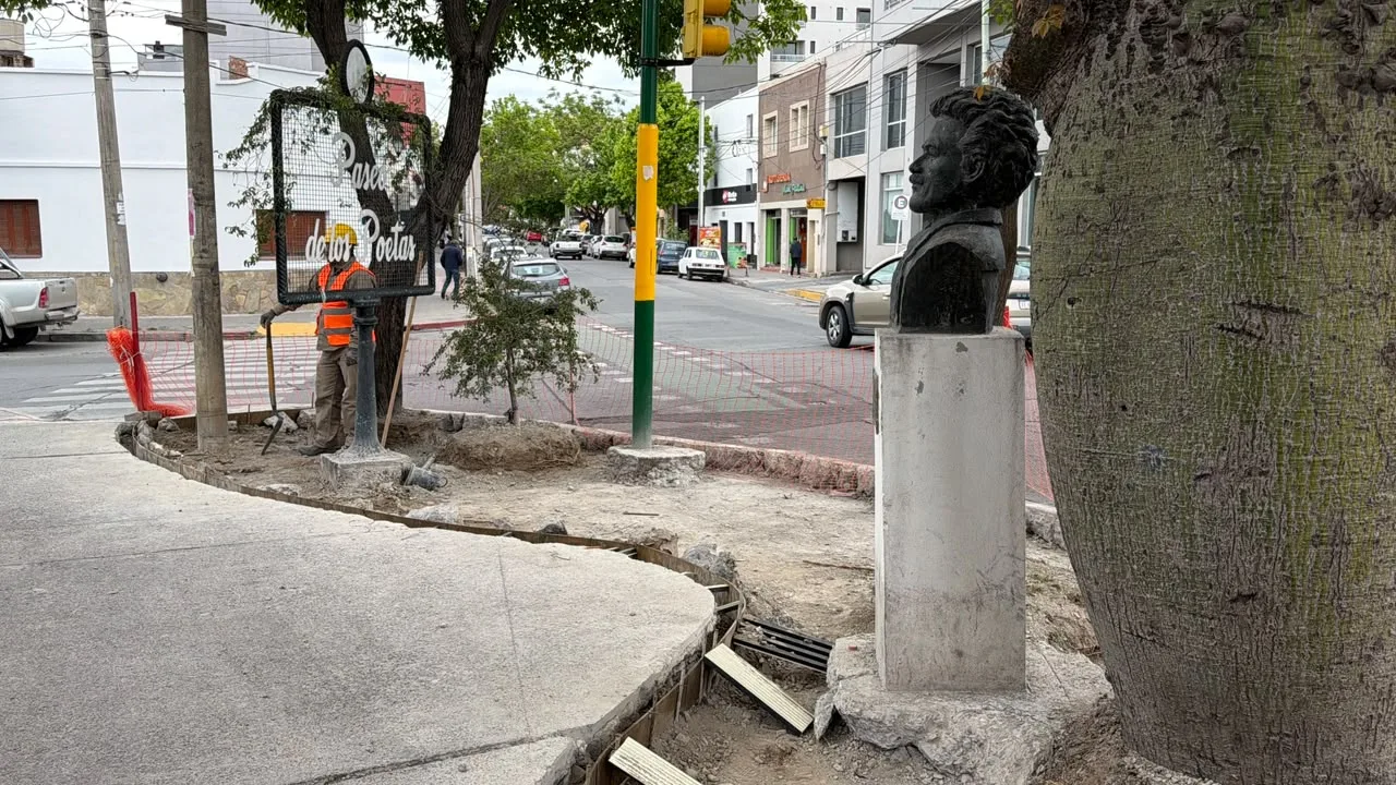 Paseo de los Poetas 01