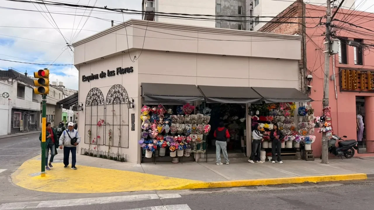 LAESQUINADELASFLORES
