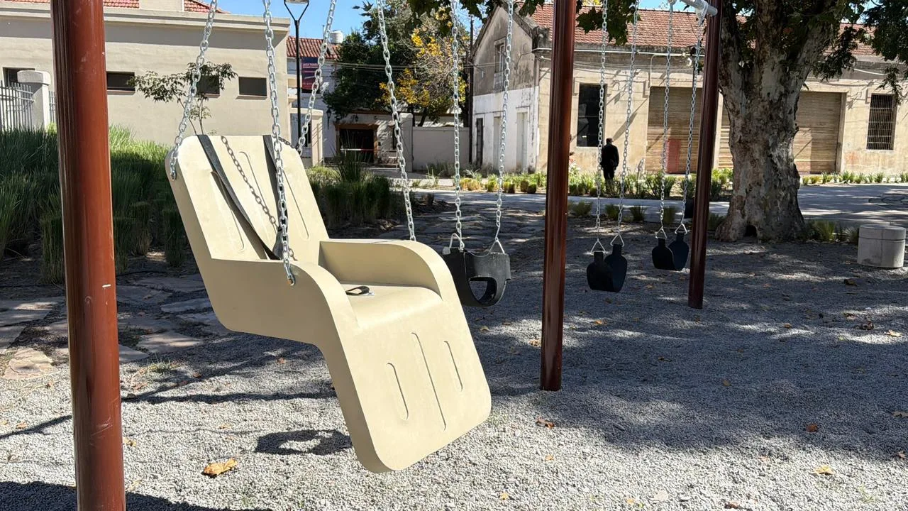 Juegos infantiles Paseo Güemes 04