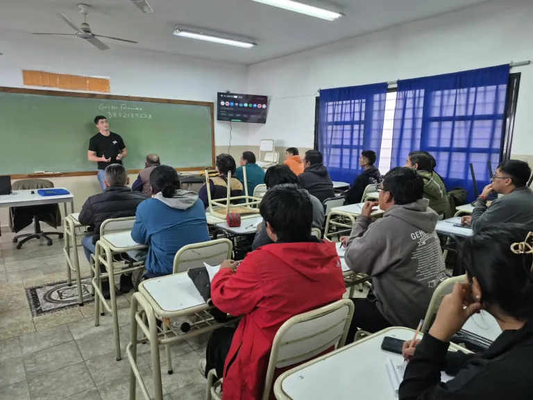 Escuela de Emprendedores Paneles Solares